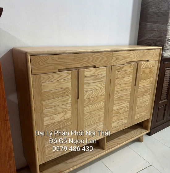 Tủ Giày Dép Gỗ Sồi Nga 4 Cánh Màu Tự Nhiên Chân Cao Hiện Đại 