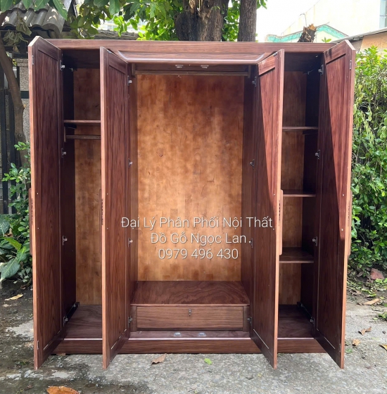 Tủ Quần Áo 4 Cánh Gỗ Óc Chó Mẫu Thuyền Hiện Đại, Sang Trọng