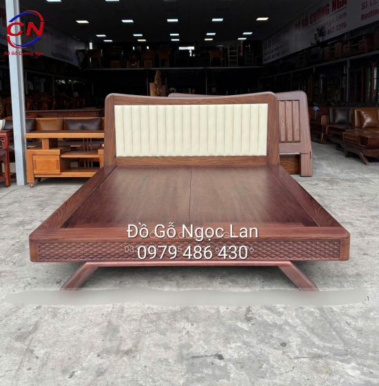 Giường Ngủ Gỗ Óc Chó Mẫu Trám Đầu Bọc Nệm Kiểu Nhật - Hiện Đại, Sang Trọng