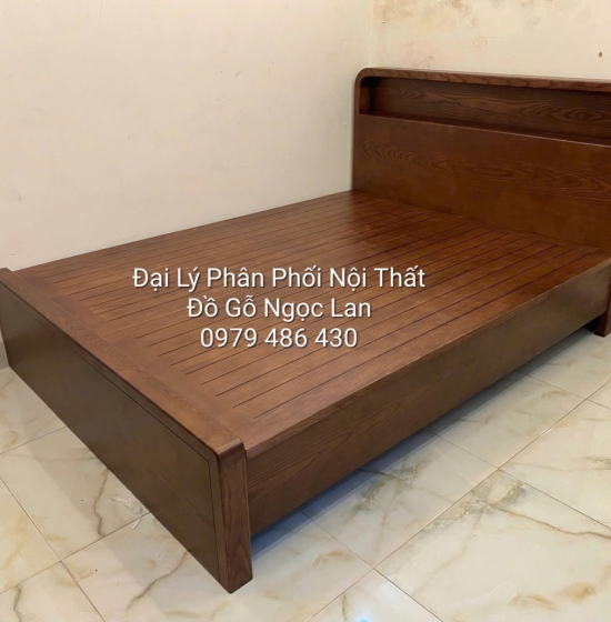 Giường Ngủ Gỗ Sồi Màu Óc Chó Kết hợp Kệ Đầu giường 2 Ngăn Kéo