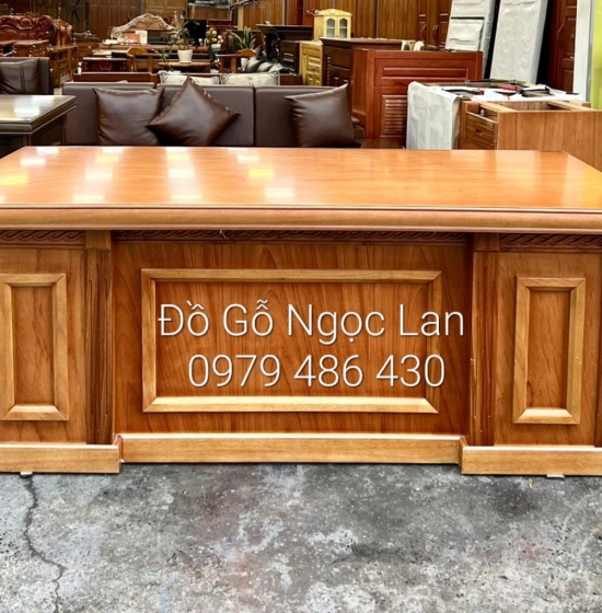 Bàn làm việc gỗ gõ mẫu chạy chỉ B LV 06