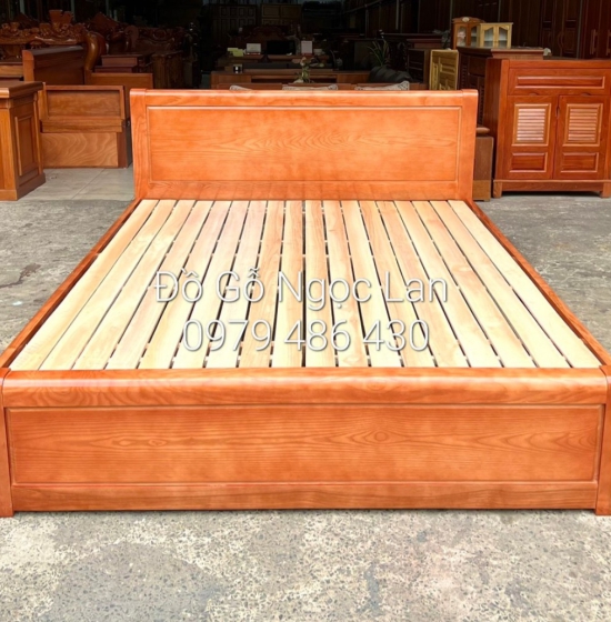 Giường ngủ gỗ sồi nga vạt lan mẫu chơn G GS 026