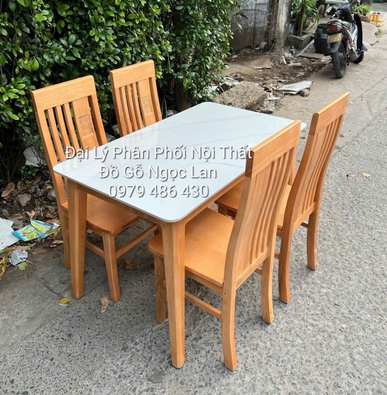 Bộ Bàn Ăn Gỗ Sồi Nga 4 Ghế Mặt Đá Đơn Giản Hiện Đại