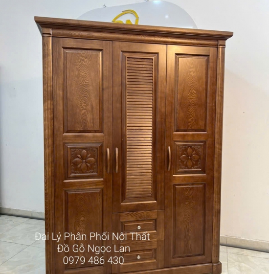 Tủ Quần Áo 3 Cánh Gỗ Sồi Màu Óc Chó Mẫu Hoa Thị Cao Cấp