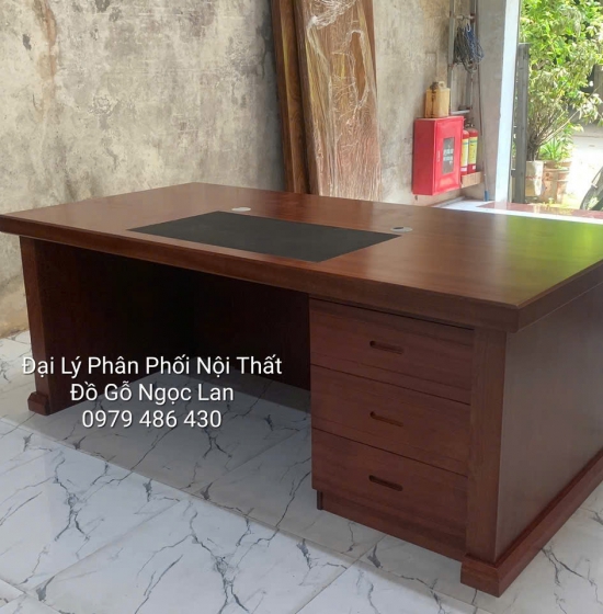 Bàn Làm Việc, Bàn Giám Đốc Gỗ Xoan Đào Mẫu Chạm Chỉ Đen 1m67